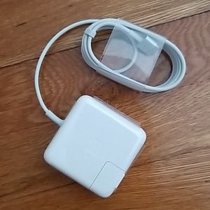Apple 45W MagSafe Power Adapter